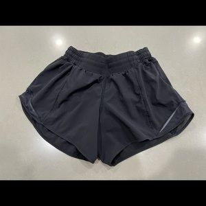 Hotty Hot Low-Rise Lined Short 4"